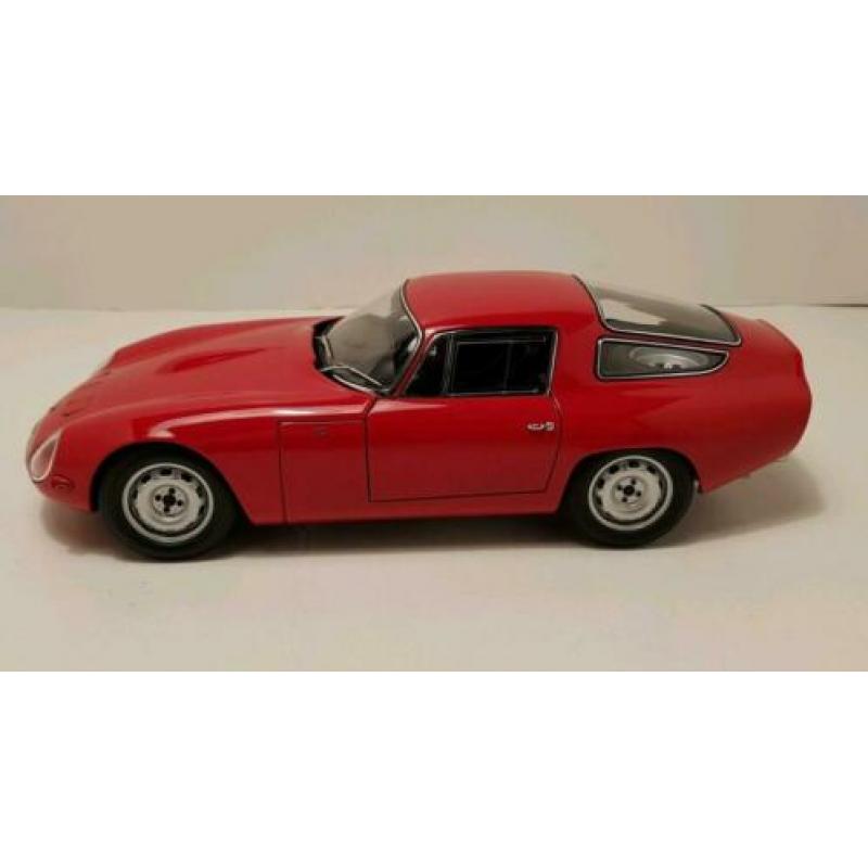 Autoart Alfa Romeo TZ1 Zagato 1:18