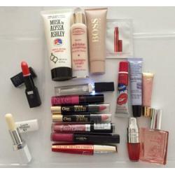 Setje van L’Oréal NYC Boss mascara lipglos Clean parfum €25