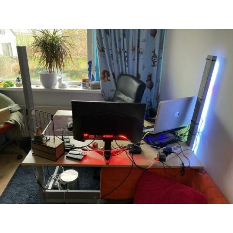 Bureau + kastje