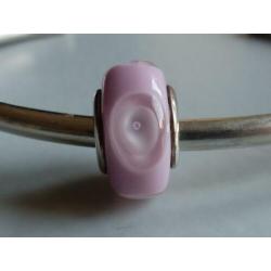Roze beads, past ook op TROLLBEADS