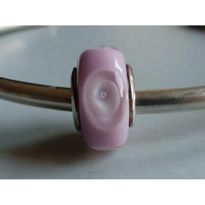Roze beads, past ook op TROLLBEADS