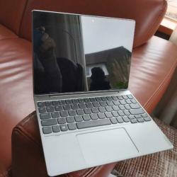 2 in 1 LAPTOP Lenovo Bijna nieuw