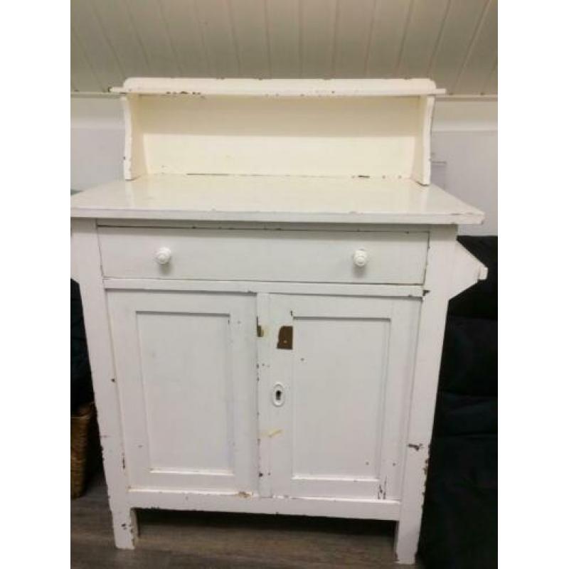 kastje / commode - vintage