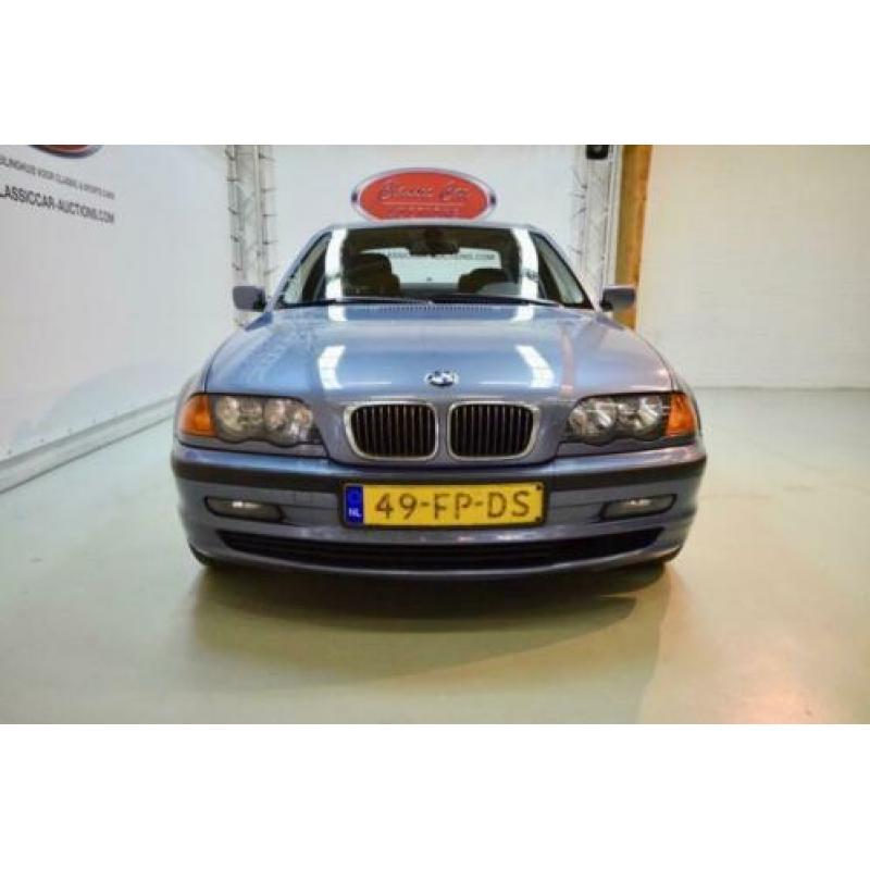 Bmw 3-SERIE 323I EXECUTIVE