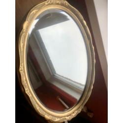 Antieke ovale spiegel met facetrand