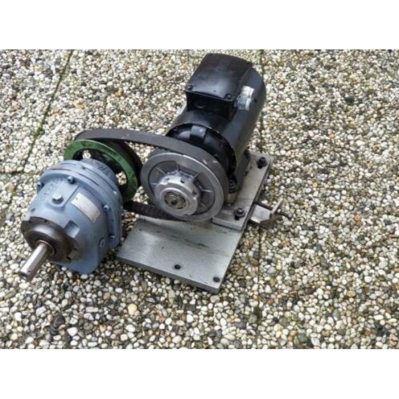 Motor reductor