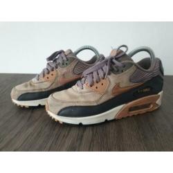 Nike Air Max 90 LTR 38 brown