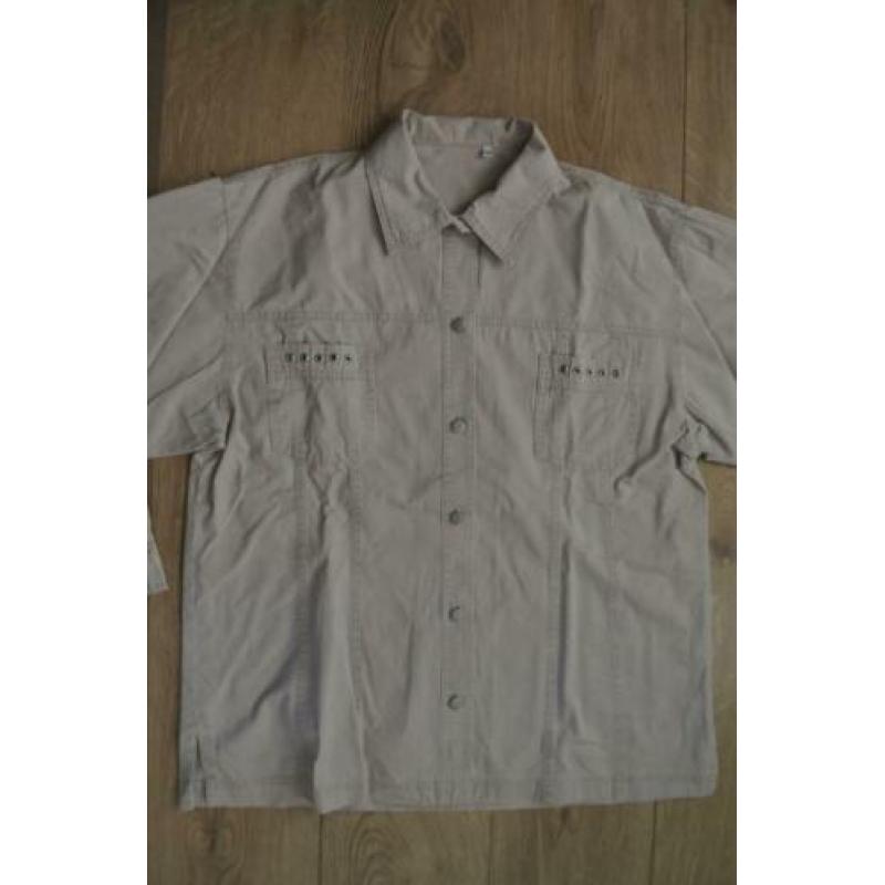 blouse licht kahki 44