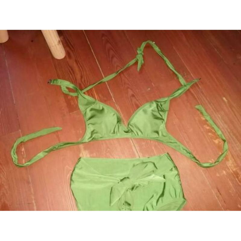 Nieuwe bikini elle milla