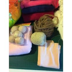 Antroposofische poppen zonnekind poppen materialen stoffen