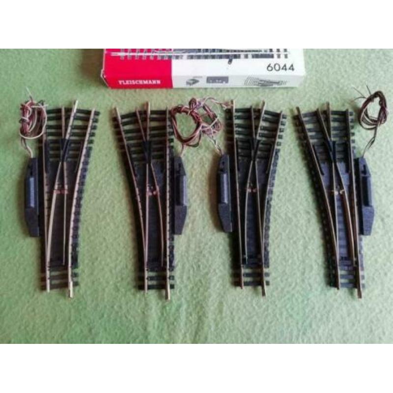 Fleischmann 4x wissel 6045 (=4x 6044 met aandrijving) - H0