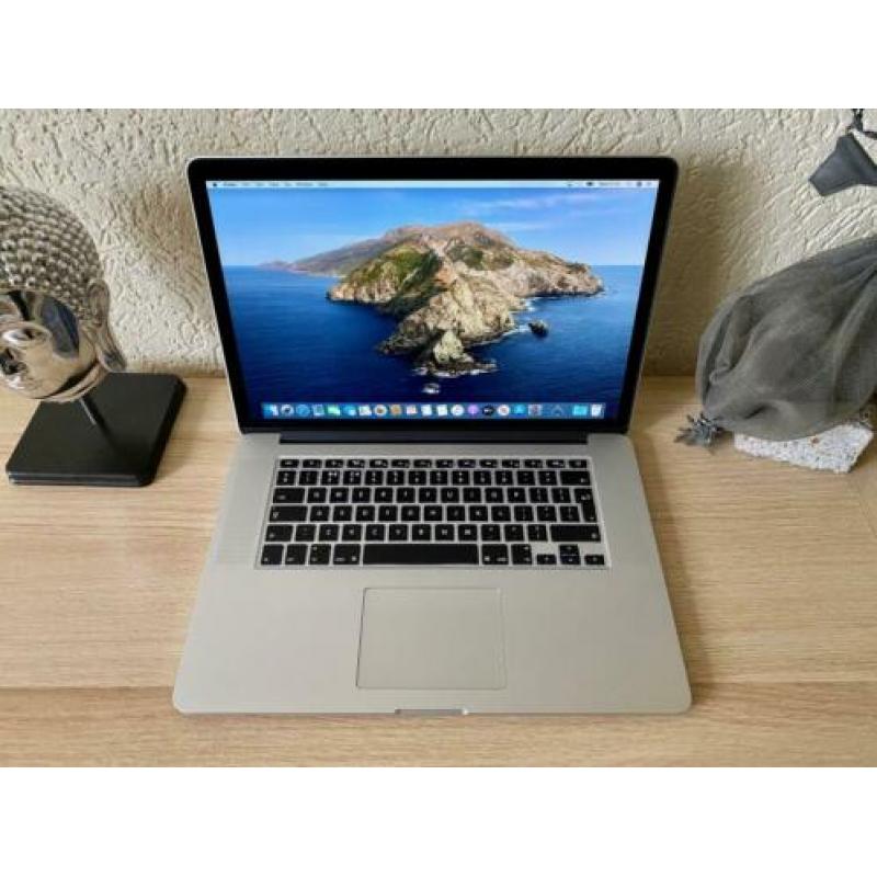 Macbook Pro 15" Retina 2016 2.5 I7 16GB+512GB ForceTouch