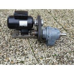 Motor reductor