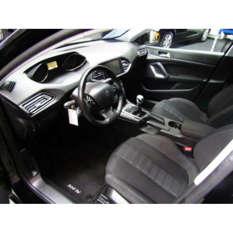 Peugeot 308 SW 1.6 BlueHDI Blue Lease Executive Pack COMFORT