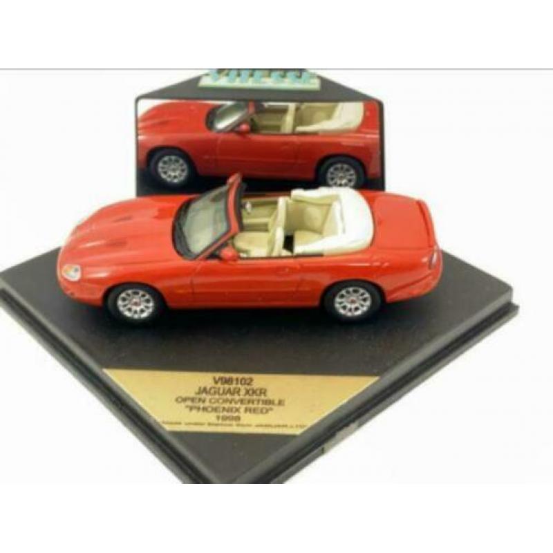 Vitesse Jaguar XKR Confertible 1998 1:43