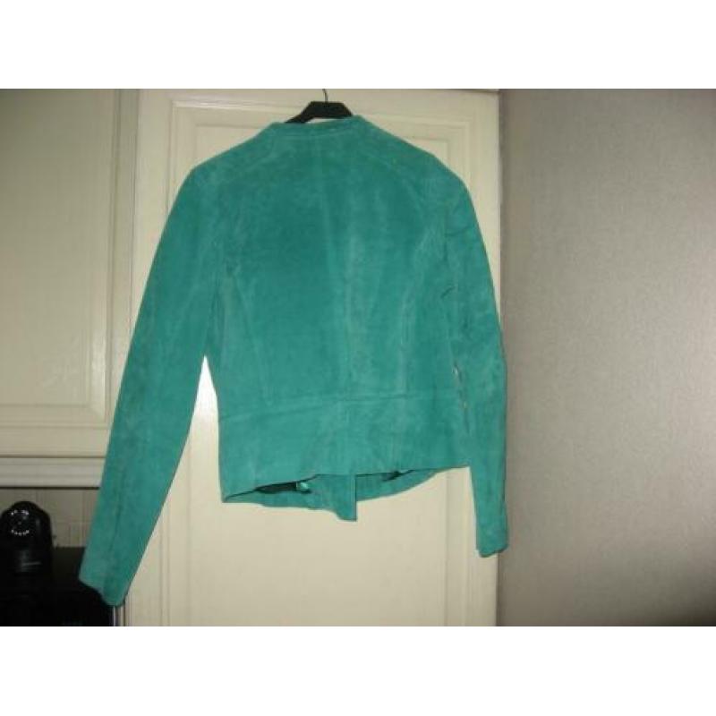 mooi nieuw frisgroen suede leren bikerjasje, mt M