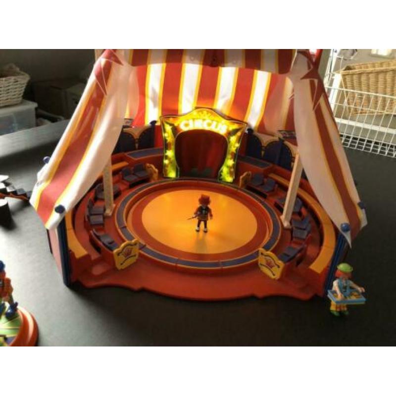 Playmobil circustent met verlichting en diverse toebehoren