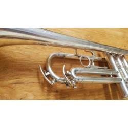 Verzilverde B&F Amati Bes Trompet