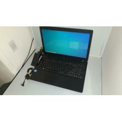 Asus X54c met lader i3 - 6GB RAM - 500GB HDD