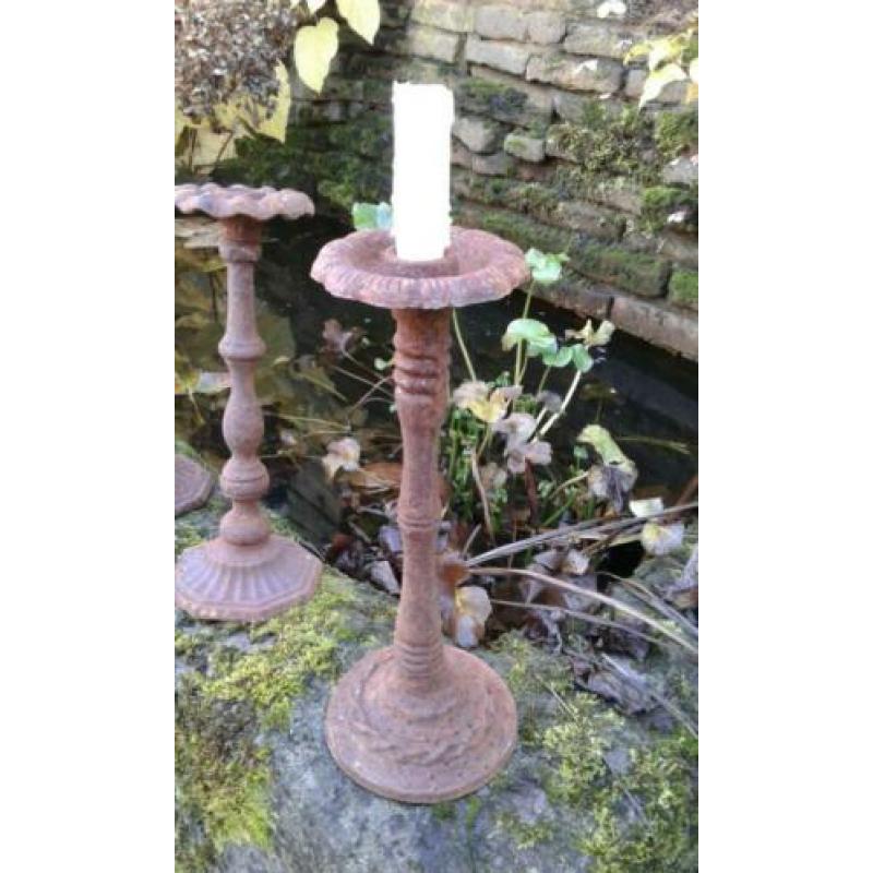 6 stuks gietijzeren kandelaar (oud, brocante)