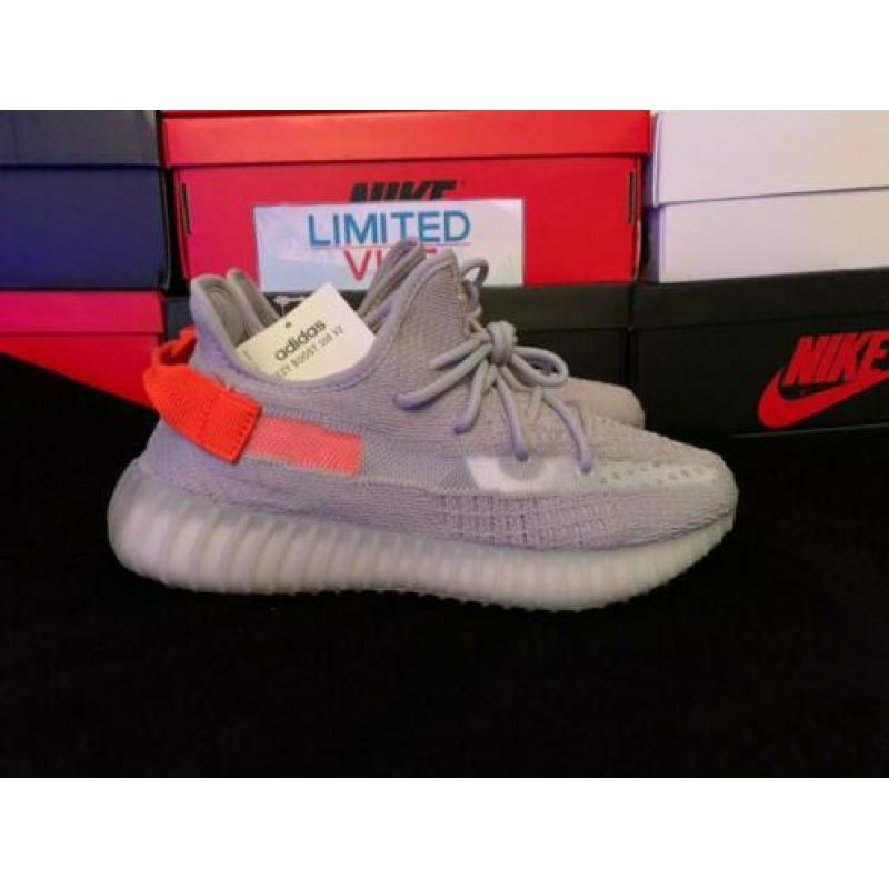 YEEZY 350 "Tail Light" EU 38 - US 5.5 - FX9017