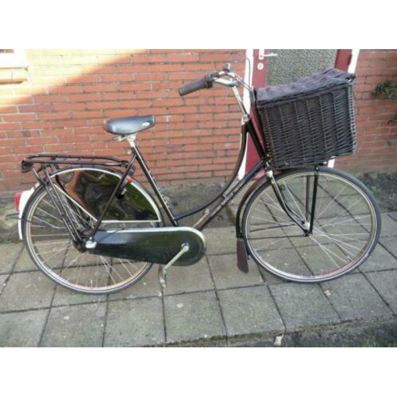 Mooie gazelle damesfiets met voorrek en mand3 versn: