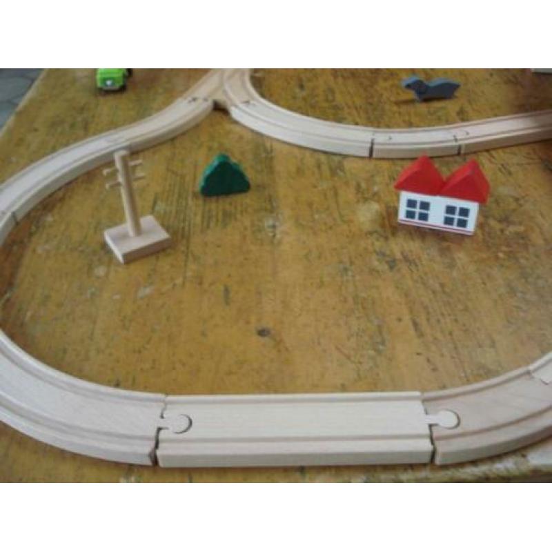Grote houten trein set Brio Eichhorn 110 delig met haven