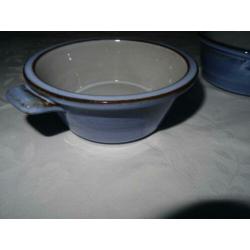 Volendams aardewerk, 3 soepkommen, blauw