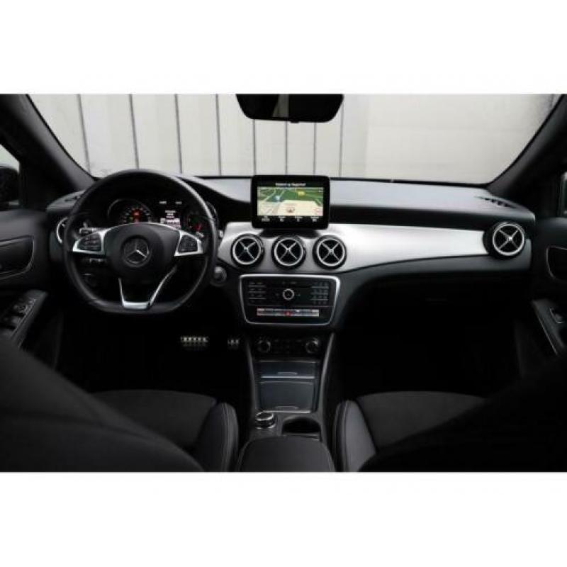 Mercedes-Benz A-Klasse 200 AMG Aut7 Navi Keyles-start Stoelv