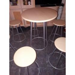 8 barkrukken met statafel / hangtafel in 1 koop weg