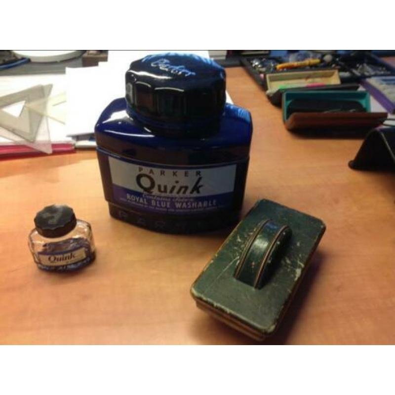 Inktpot groot Parker Quink solv-x royal blue glas groot!