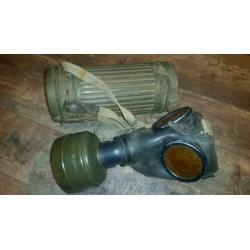 Duits WOII gasmasker gasmaskerbus rubberversterkte draagriem