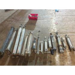 Diverse pneumatische cilinders