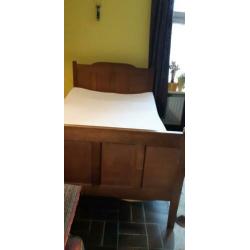 Bed eiken 1940 geheel origineel 130 x 195 cm