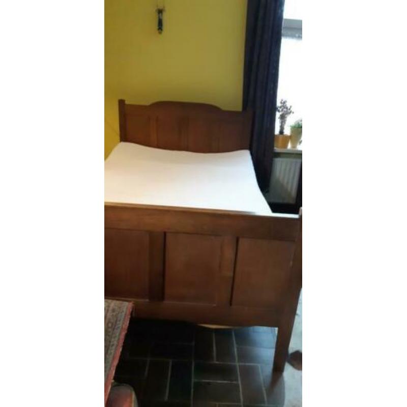 Bed eiken 1940 geheel origineel 130 x 195 cm