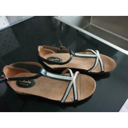 Zomerschoentjes CLARKS 37