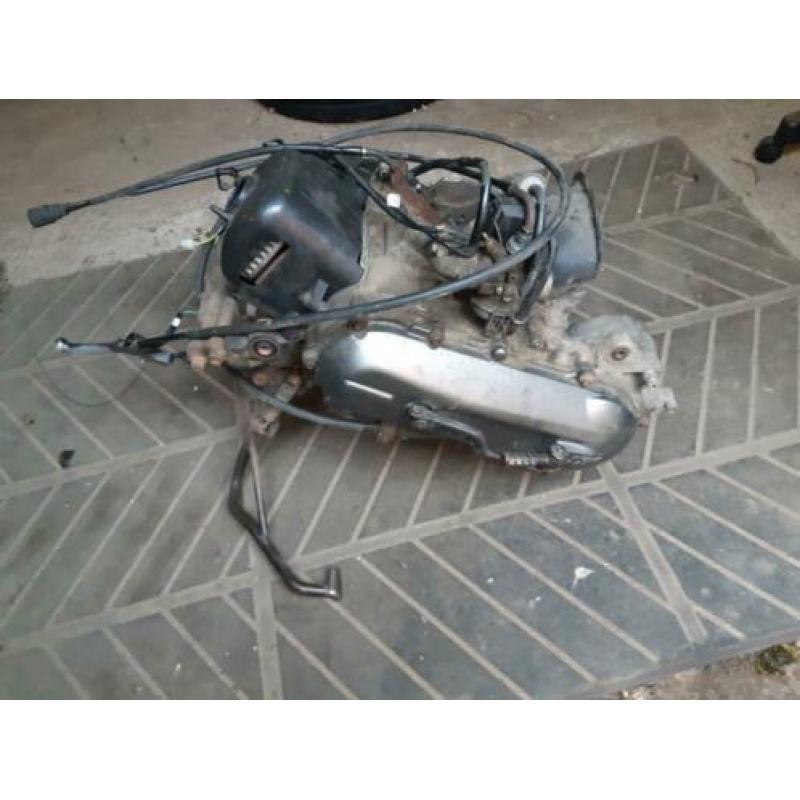 Sym Shark scooter blok WERKT SUPER 45km 2takt 11000km