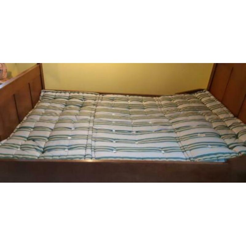 Bed eiken 1940 geheel origineel 130 x 195 cm