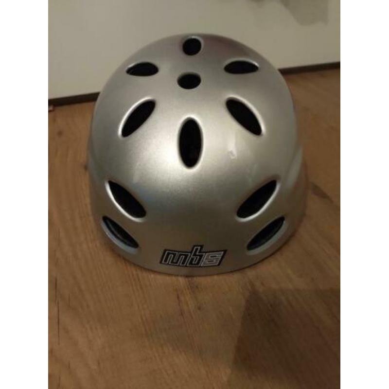 Nieuwe MBS skate helm - maat L/ XL