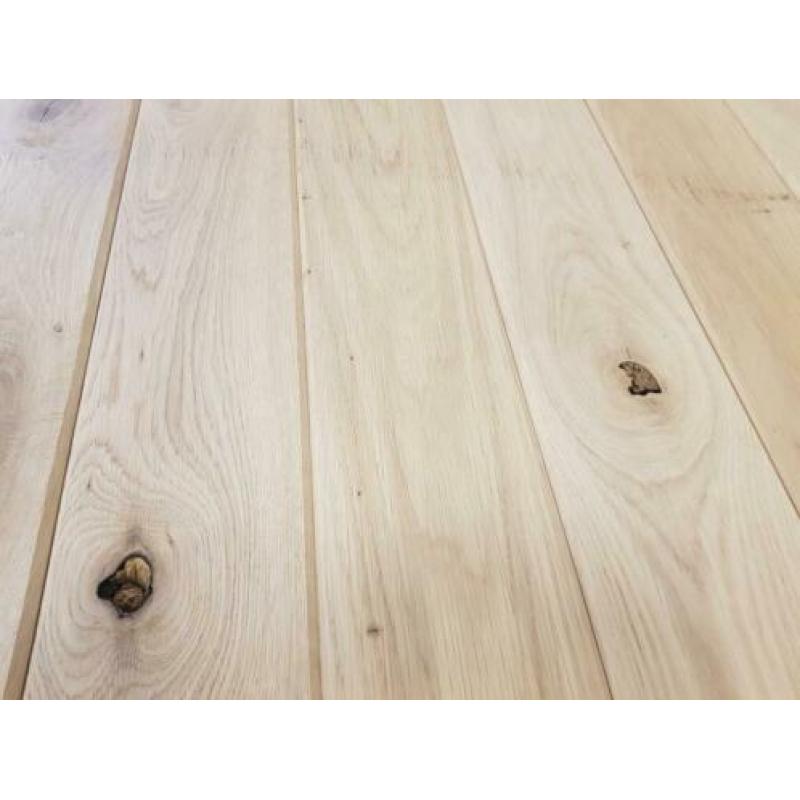 Eiken planken geschaafd / geborsteld / kunstmatig gedroogd