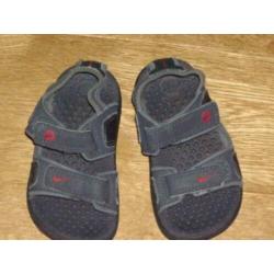 Nike sandaaltjes 22