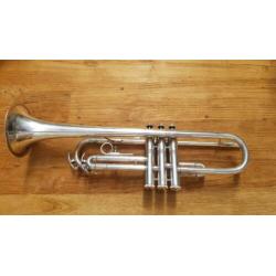 Verzilverde B&F Amati Bes Trompet