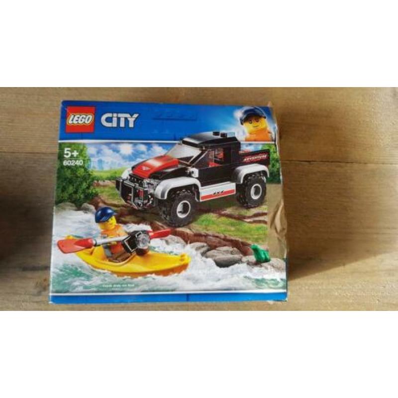 5 nieuwe Lego city doosjes