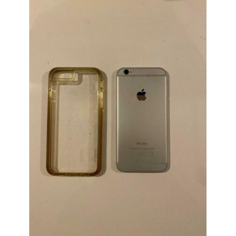 I phone 6, 64GB, Silver white met hoes te koop