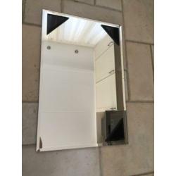 spiegel met zwarte driehoeken 60x40