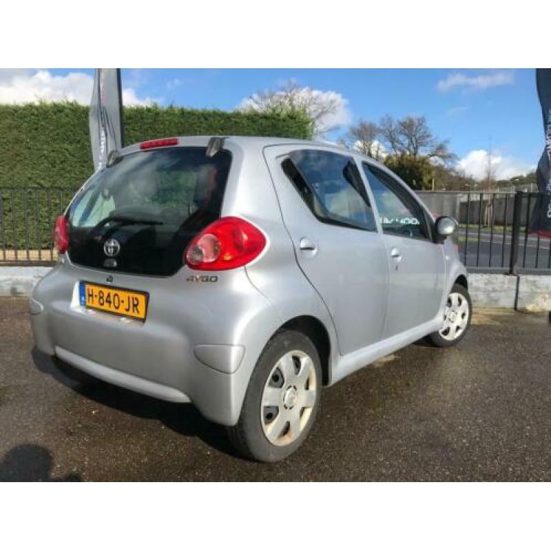 Toyota Aygo 1.0-12V + *Airco* *Half Leer* *Uniek* *5 DRS*