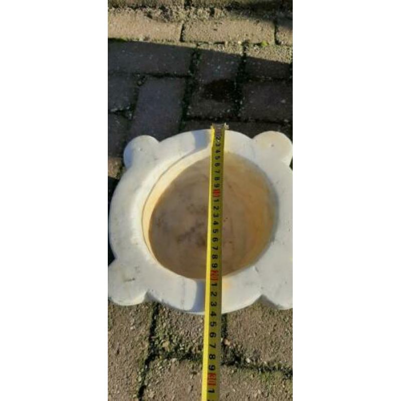 Vijzel pot apothekerspot bloempot natuursteen zwaar