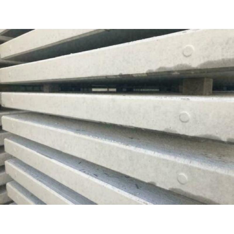 Industrie plaat gebezemd 200x200x14 betonplaat Stroef