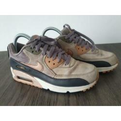 Nike Air Max 90 LTR 38 brown