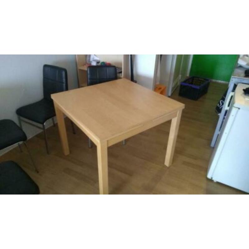 Uitschuif tafel